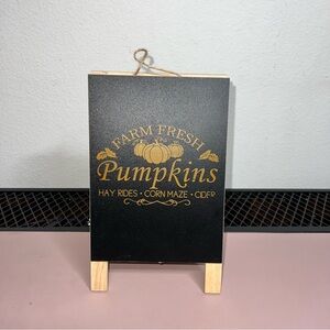 Farmhouse Fall Decor Sign‎ Pumpkins & Leaves Rustic Autumn Tiered Easel